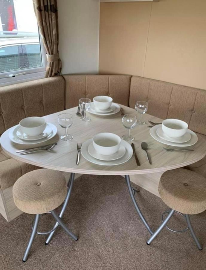 Home From Home Caravan Hire Havens Thorpe Park Cleethorpes Exterior foto