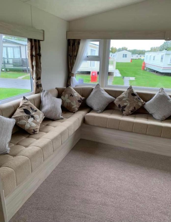 Home From Home Caravan Hire Havens Thorpe Park Cleethorpes Exterior foto